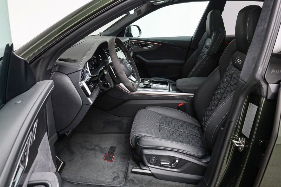 Audi RS Q8 performance - foto 9