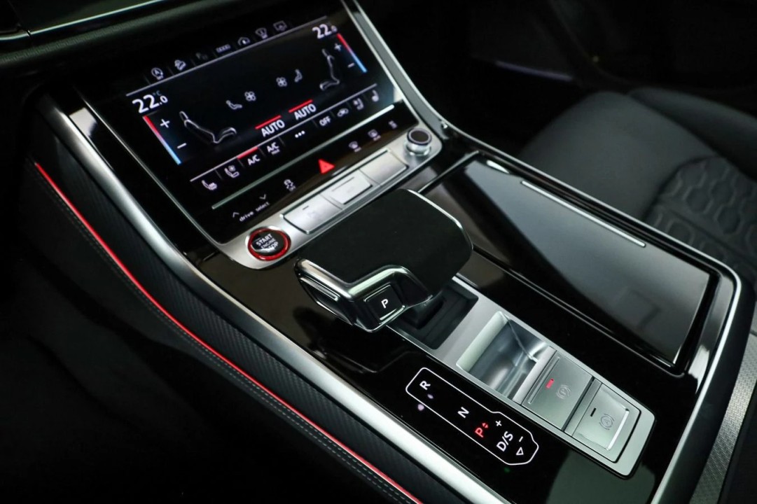 Audi RS Q8 performance - foto 10