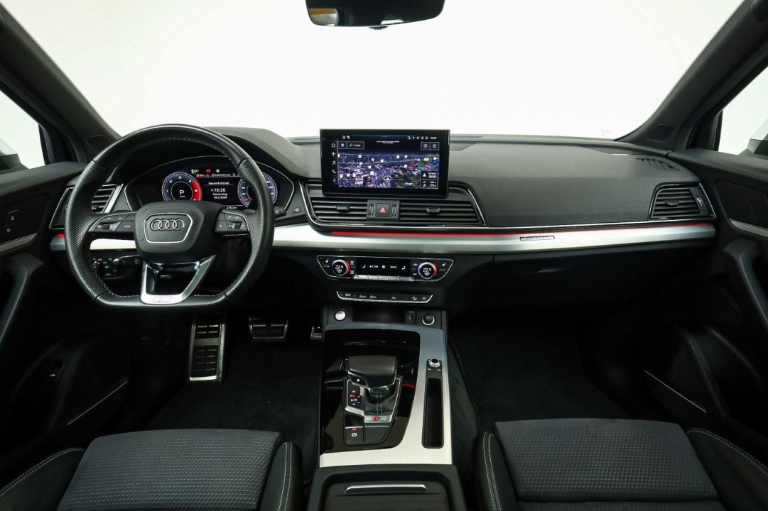 Audi SQ5 TDI quattro - foto 9