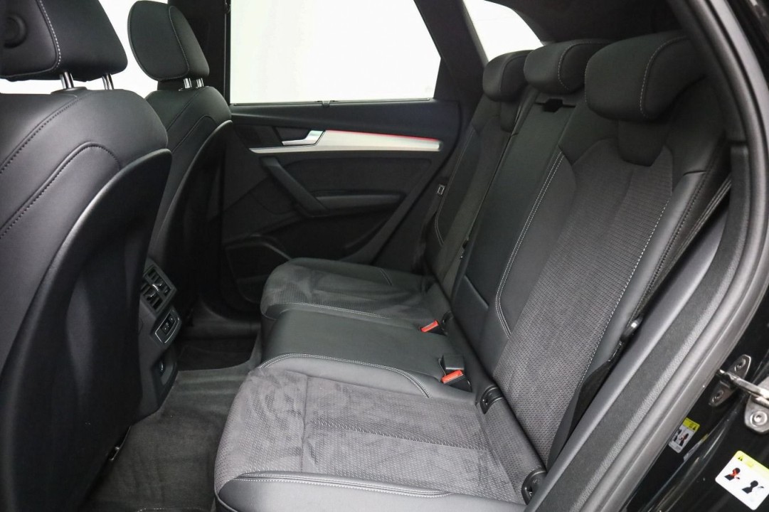 Audi SQ5 TDI quattro - foto 8
