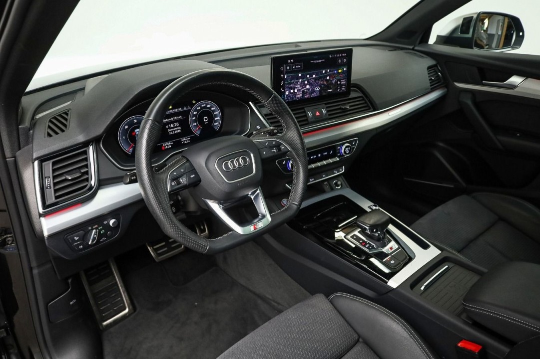 Audi SQ5 TDI quattro - foto 10