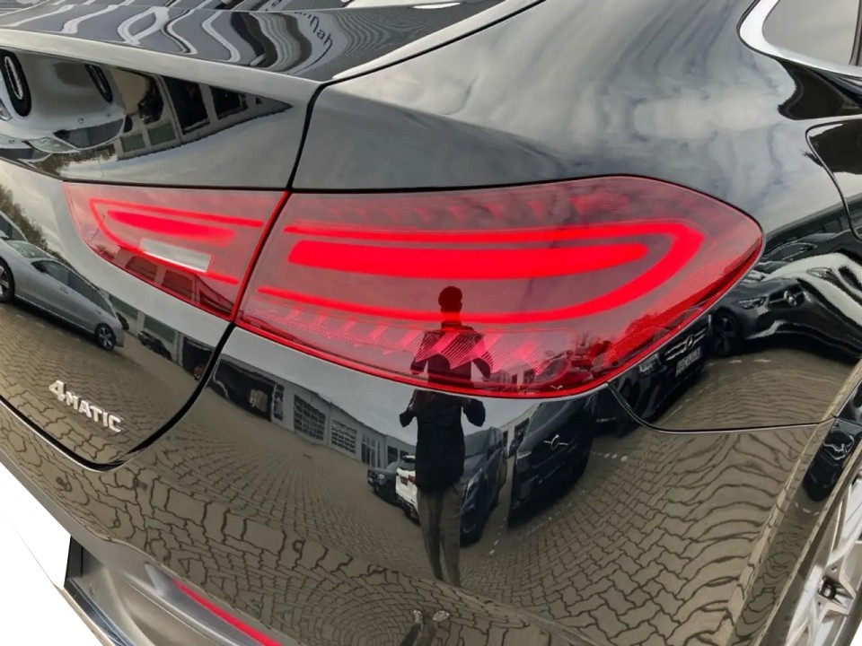 Mercedes-Benz GLE Coupé 300d 4MATIC AMG Line - foto 18