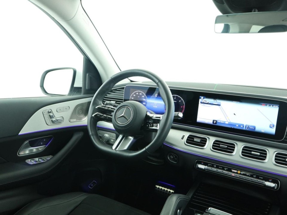 Mercedes-Benz GLE 300d 4MATIC AMG Line - foto 13