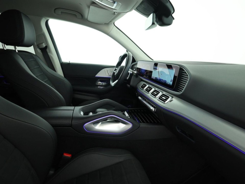 Mercedes-Benz GLE 300d 4MATIC AMG Line - foto 10