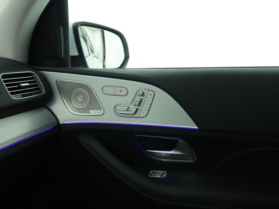 Mercedes-Benz GLE 300d 4MATIC AMG Line - foto 18