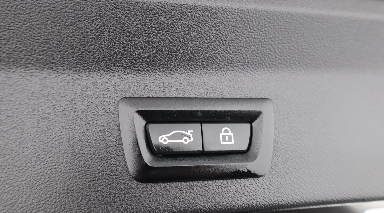 BMW X3 xDrive30e M-Sport - foto 24