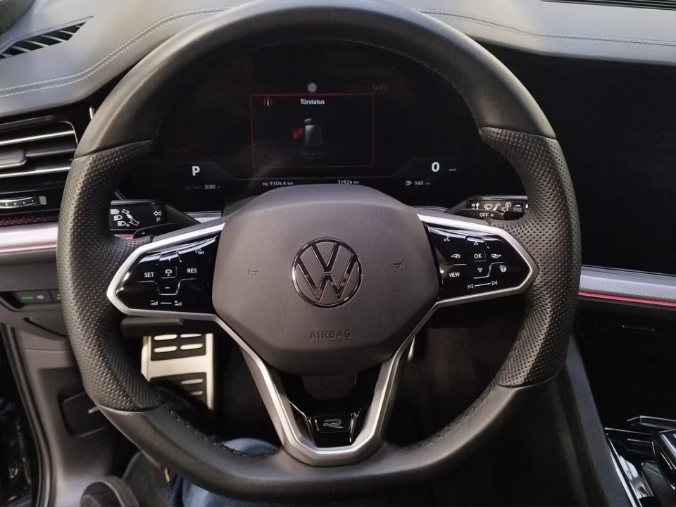 Volkswagen Touareg 3.0 TSI 4Motion R-Line - foto 9