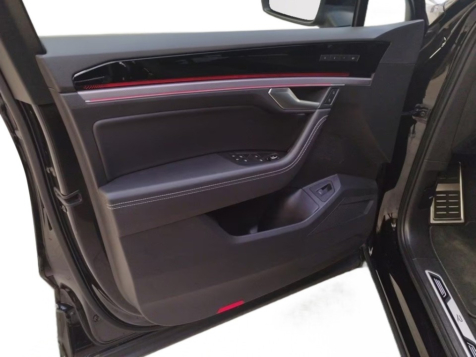 Volkswagen Touareg 3.0 TSI 4Motion R-Line - foto 12