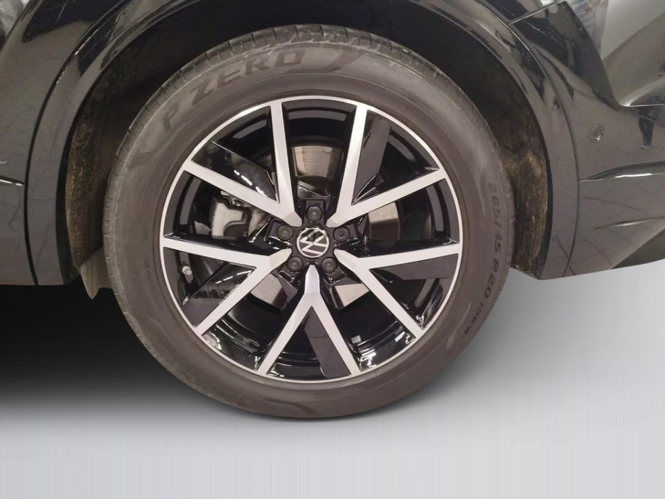 Volkswagen Touareg 3.0 TSI 4Motion R-Line - foto 13