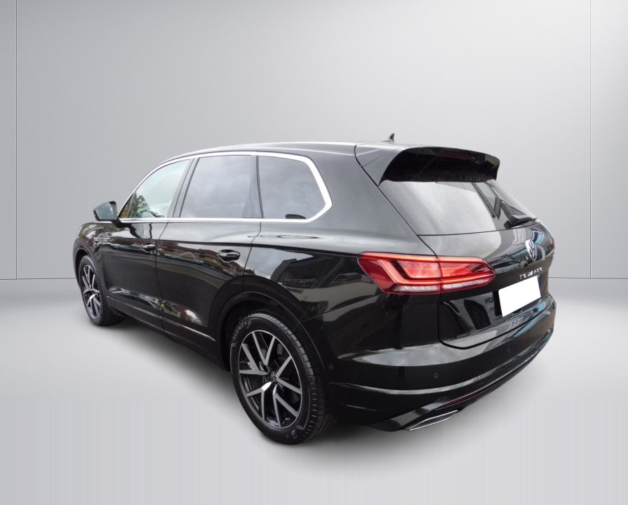 Volkswagen Touareg 3.0 TSI R-Line 4Motion - foto 6