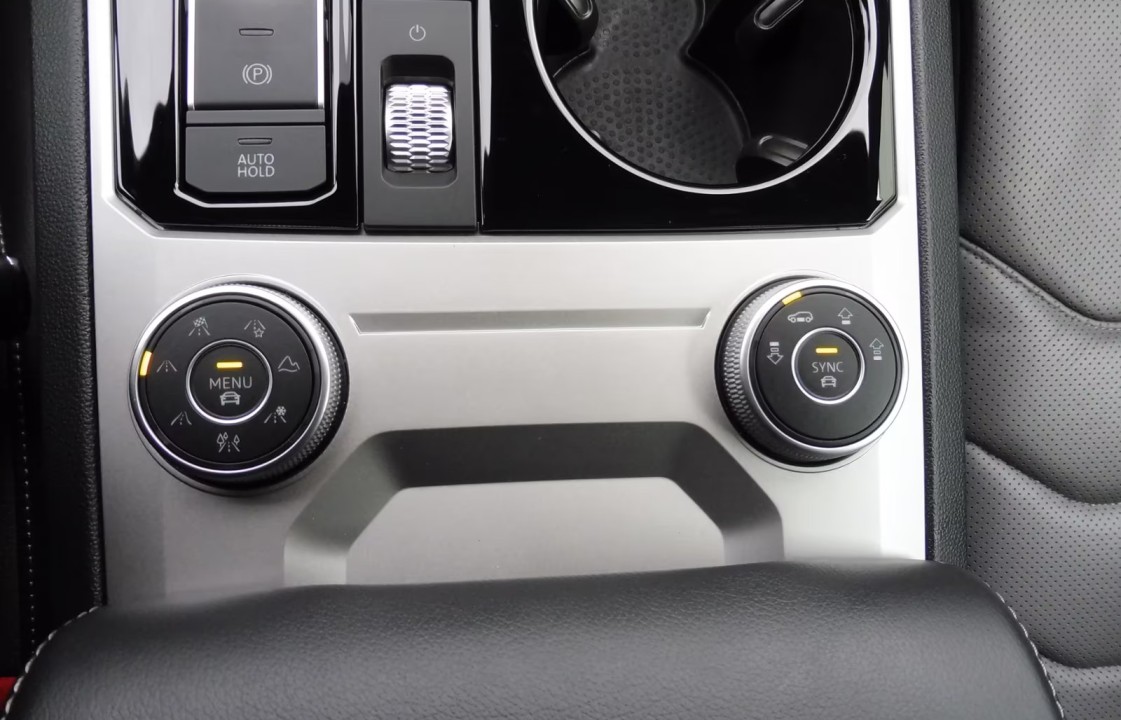 Volkswagen Touareg 3.0 TSI R-Line 4Motion - foto 15