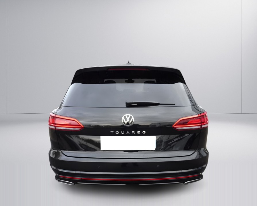 Volkswagen Touareg 3.0 TSI R-Line 4Motion (4)