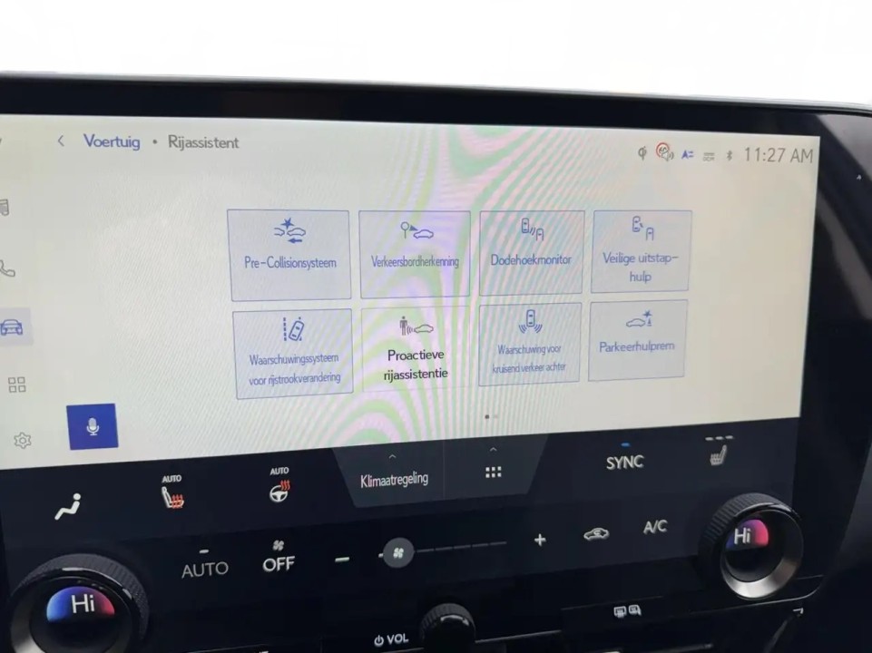 Lexus Seria NX 450h+ - foto 15