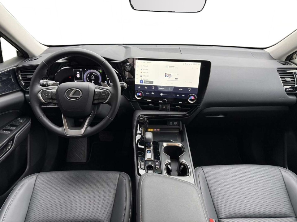 Lexus Seria NX 450h+ - foto 7