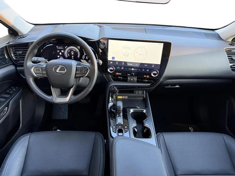 Lexus Seria NX 450h+ AWD - foto 10