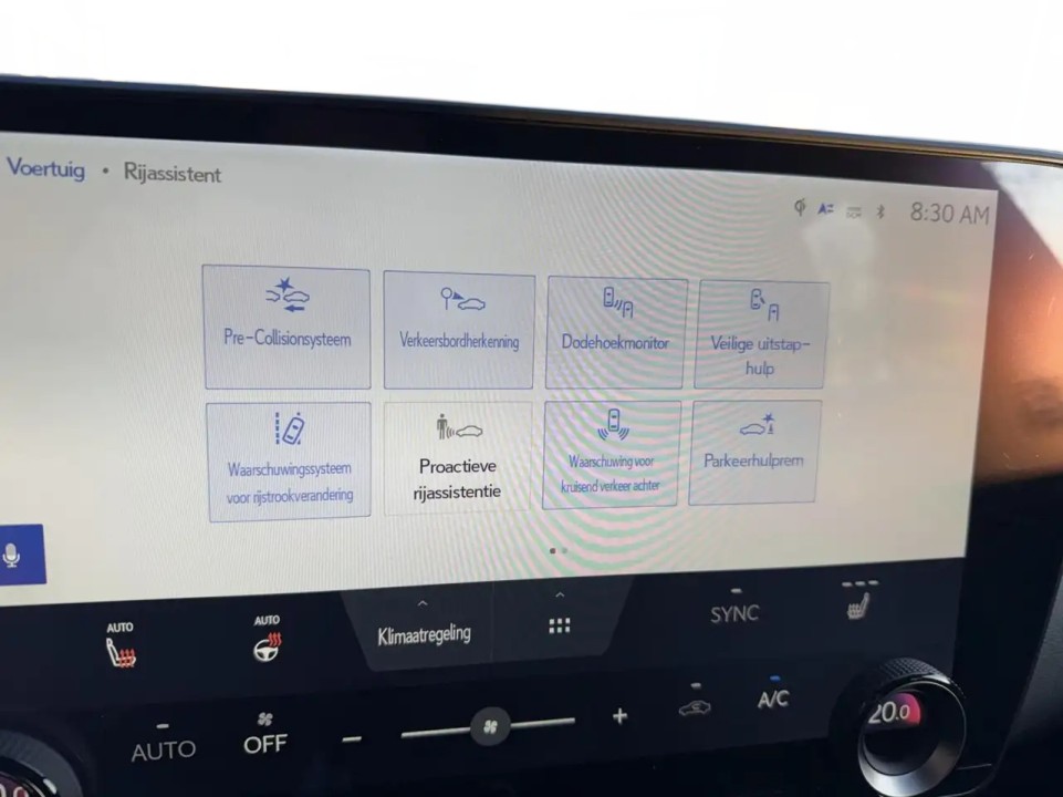 Lexus Seria NX 450h+ AWD - foto 12