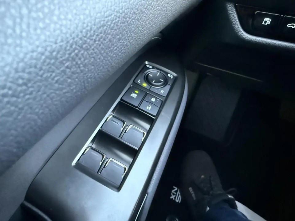 Lexus Seria NX 450h+ AWD - foto 22