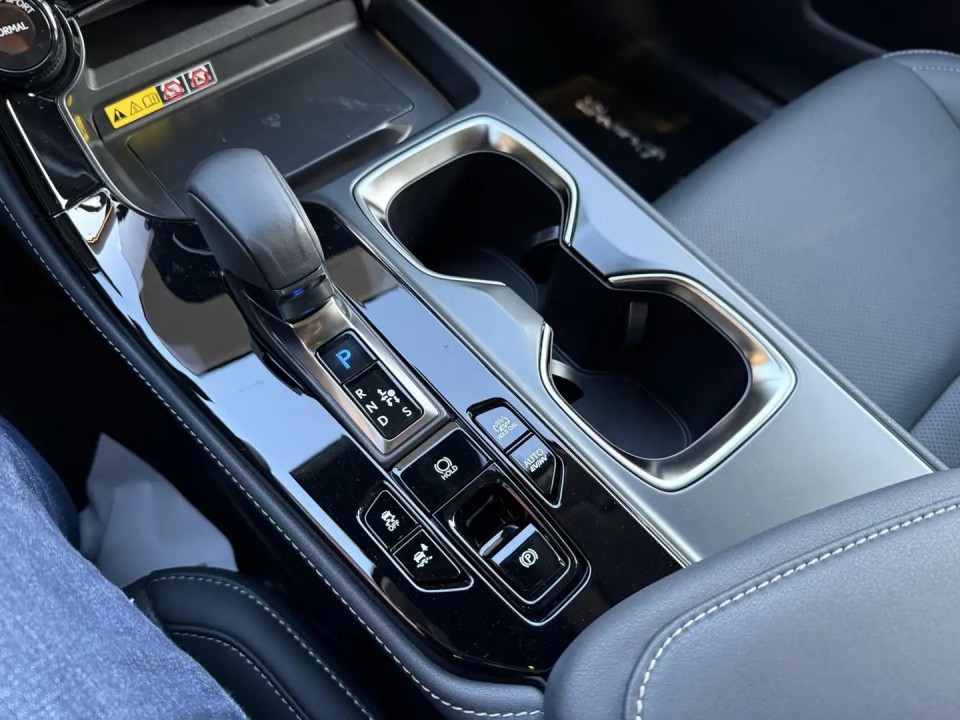 Lexus Seria NX 450h+ AWD - foto 20