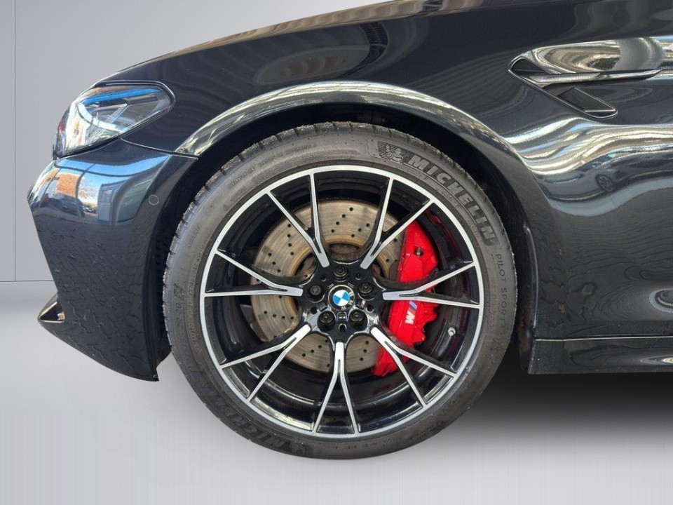 BMW M5 Competition - foto 16