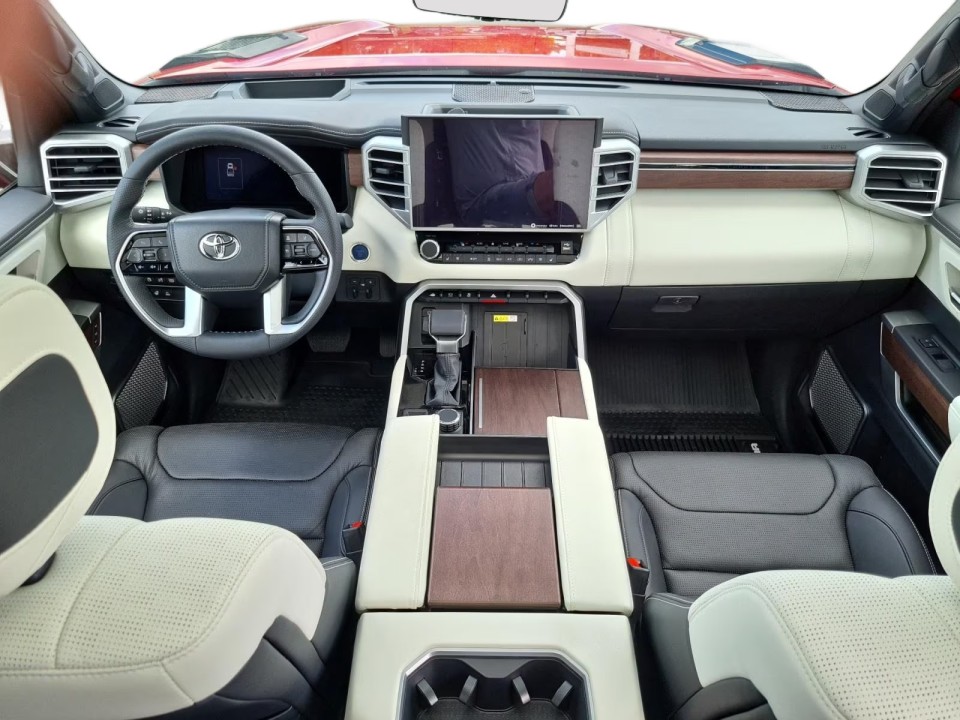 Toyota Tundra Capstone - foto 11