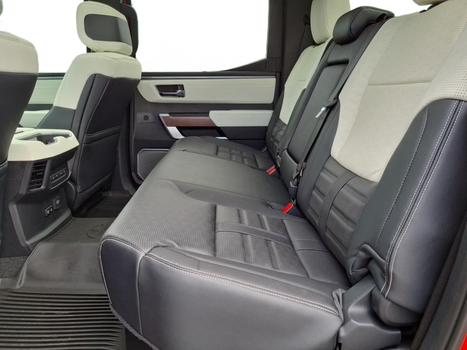 Toyota Tundra Capstone - foto 10