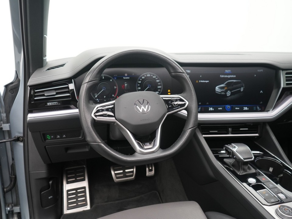 Volkswagen Touareg V6 TDI R-Line - foto 12
