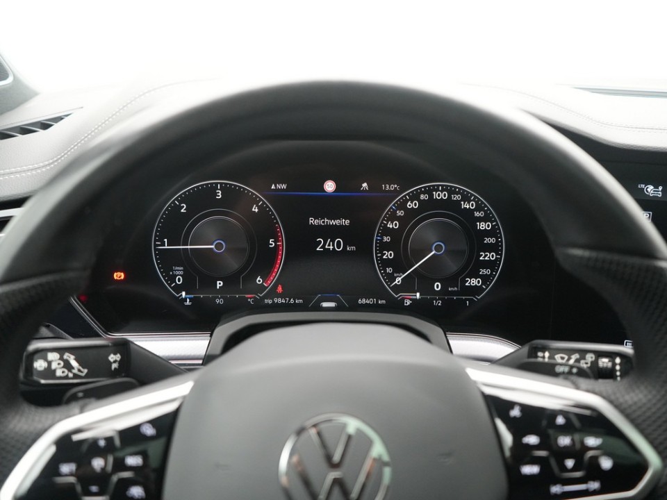Volkswagen Touareg V6 TDI R-Line - foto 17