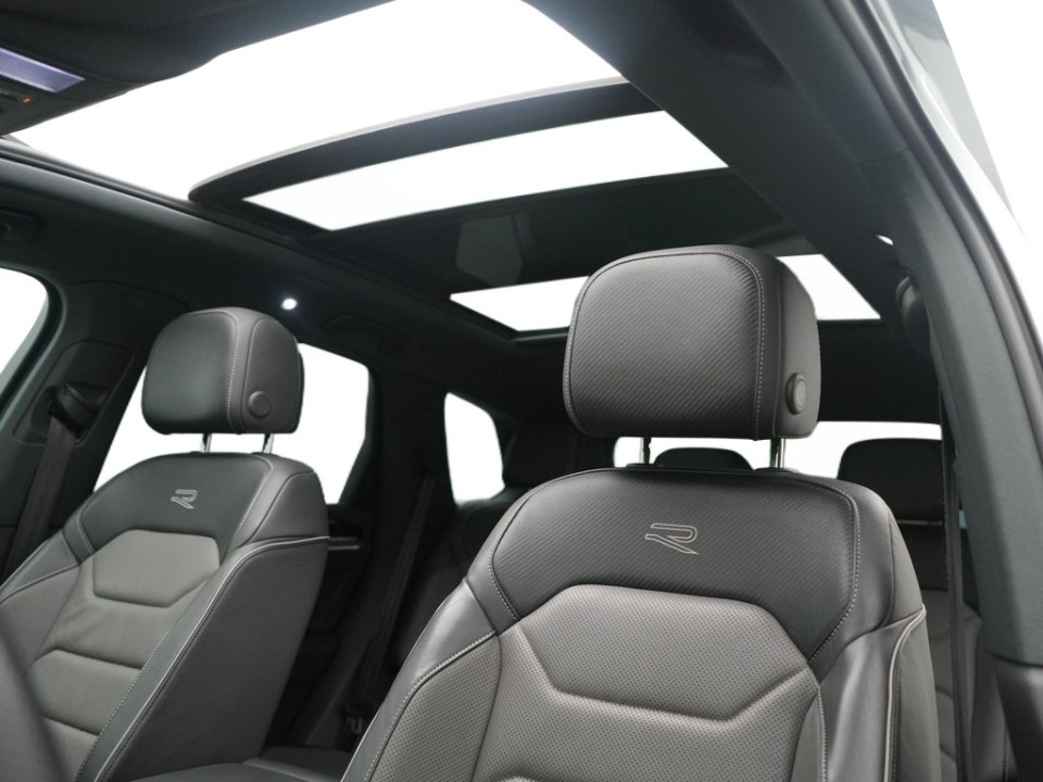 Volkswagen Touareg V6 TDI R-Line - foto 26