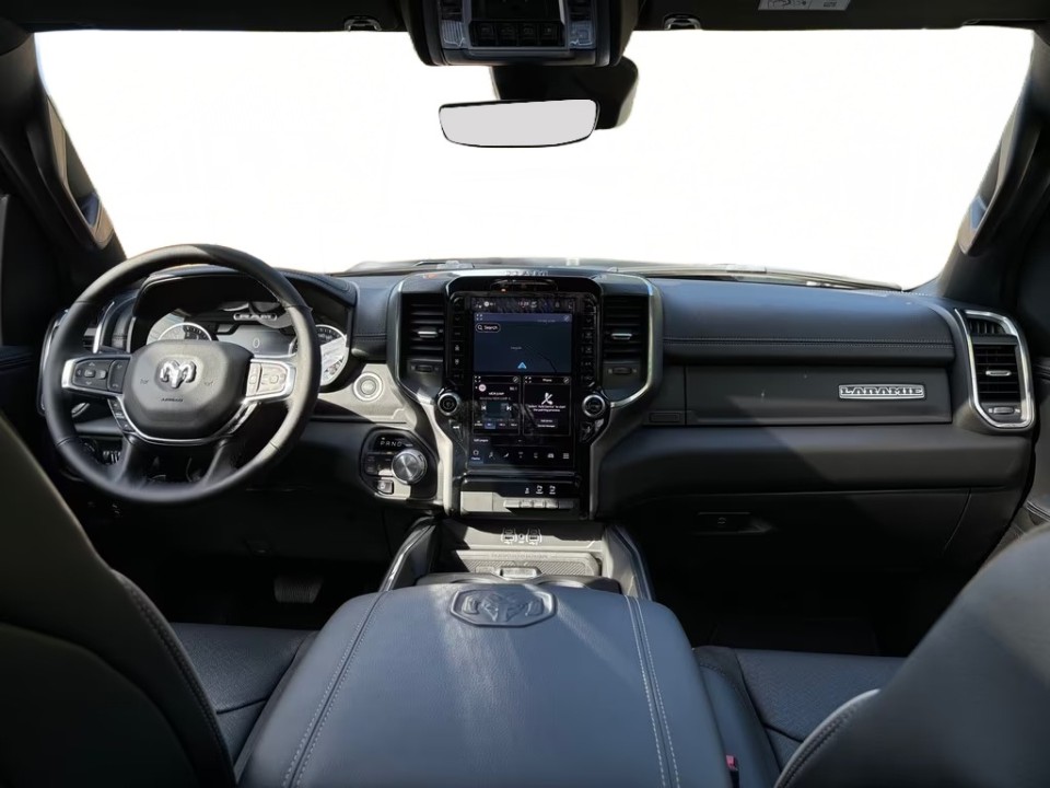 Dodge RAM 1500 Laramie - foto 10