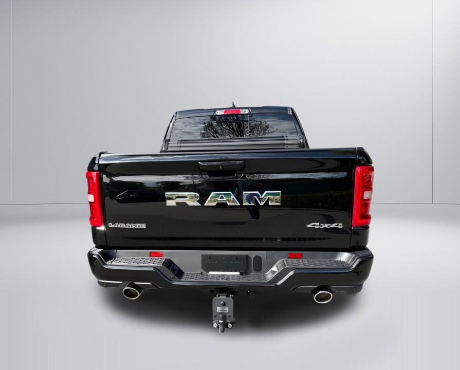 Dodge RAM 1500 Laramie (4)