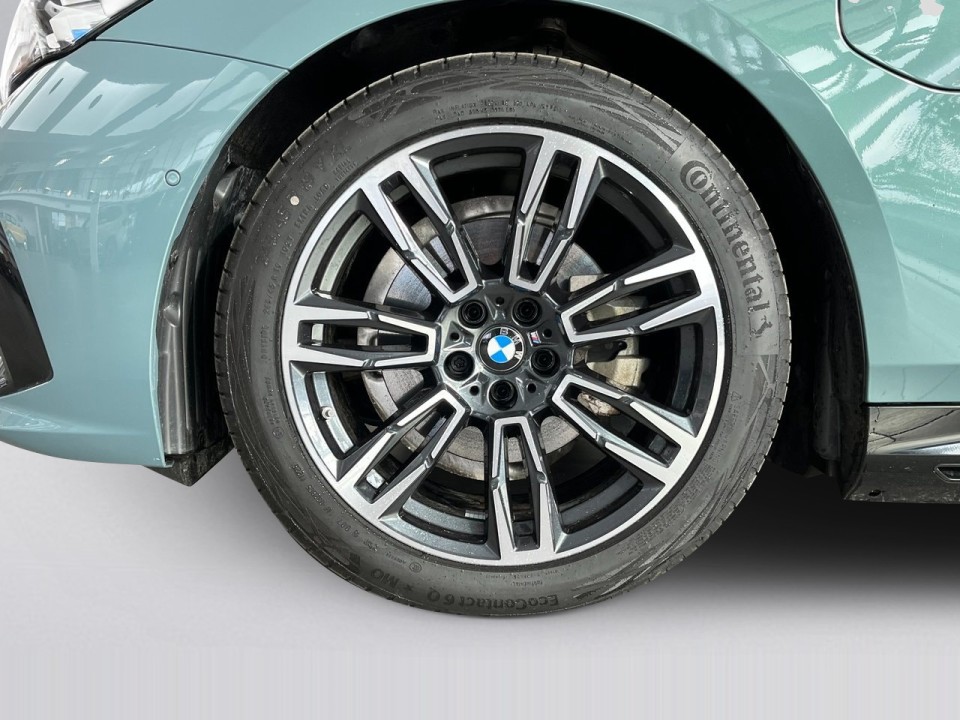 BMW Seria 5 530e M-Sport - foto 12