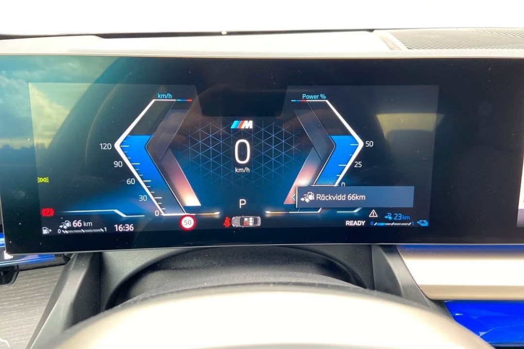 BMW Seria 5 530e M-Sport - foto 14