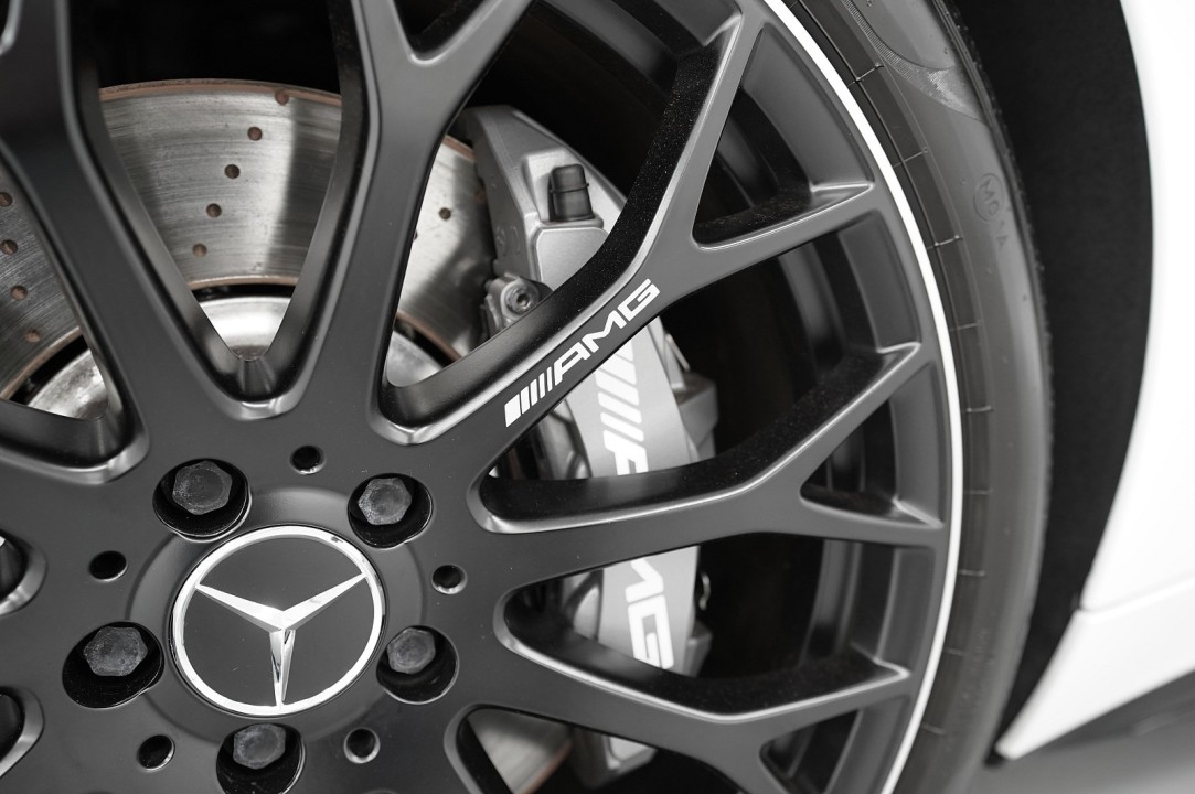 Mercedes-Benz SL 43 AMG - foto 75