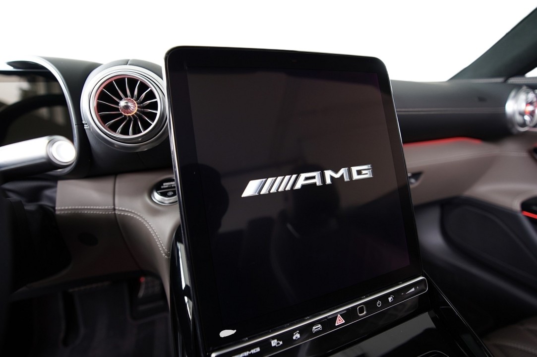 Mercedes-Benz SL 43 AMG - foto 52