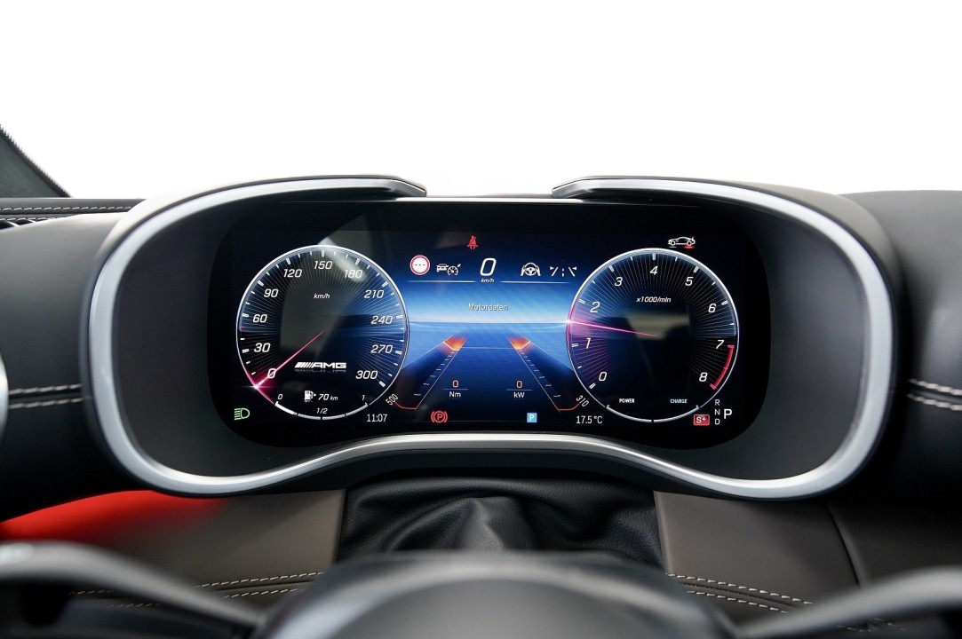 Mercedes-Benz SL 43 AMG - foto 11