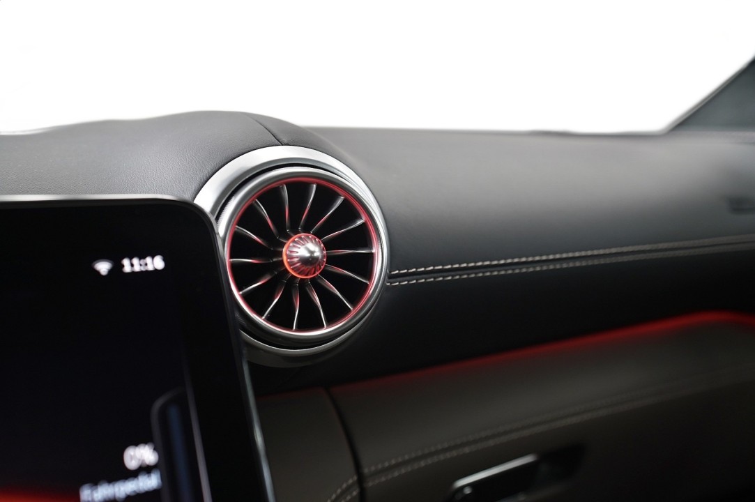 Mercedes-Benz SL 43 AMG - foto 54