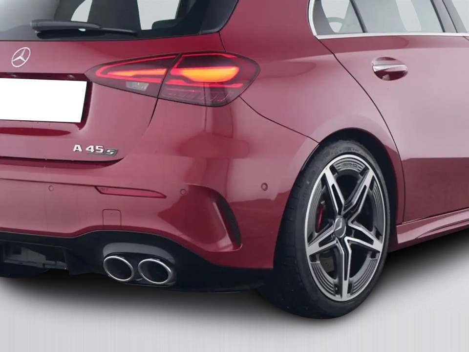 Mercedes-Benz A 45s AMG - foto 9