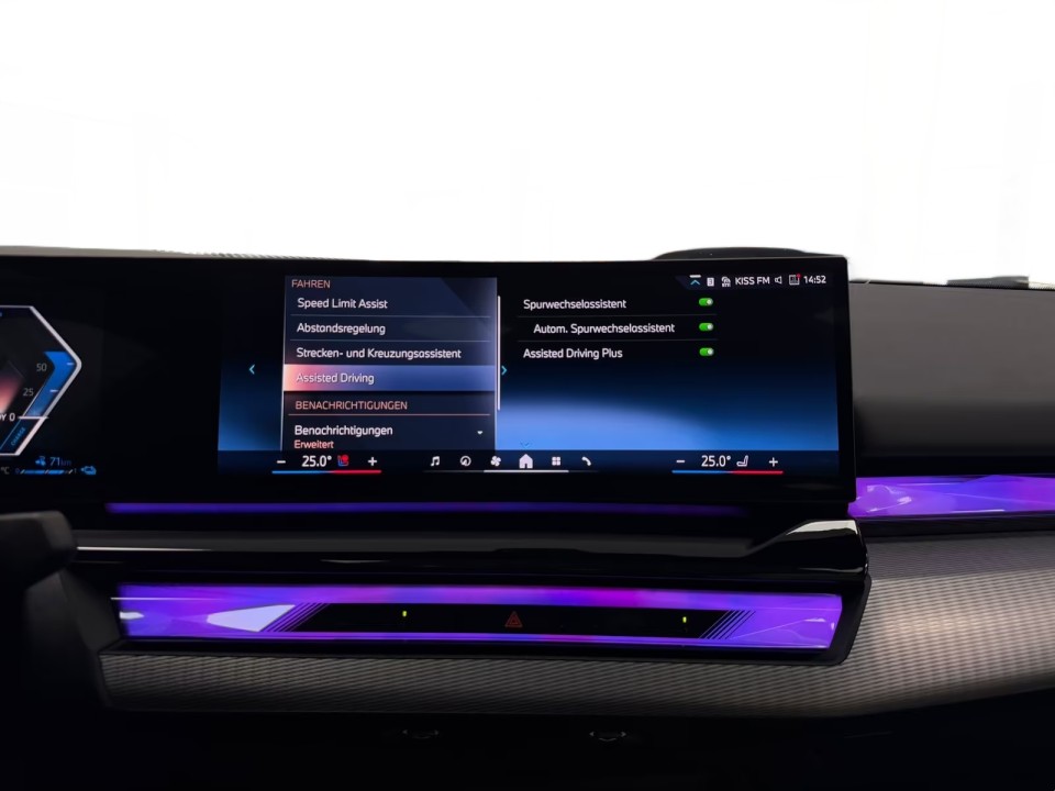 BMW Seria 5 550e xDrive M-Sport - foto 16