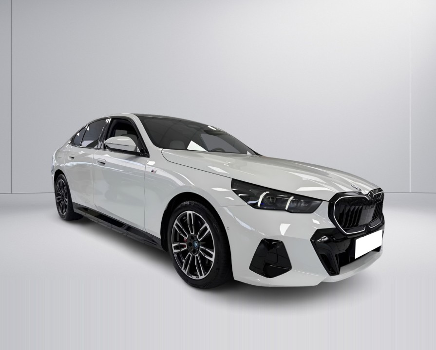 BMW Seria 5 550e xDrive M-Sport