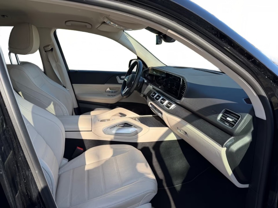 Mercedes-Benz GLE 400d 4MATIC AMG Line - foto 11