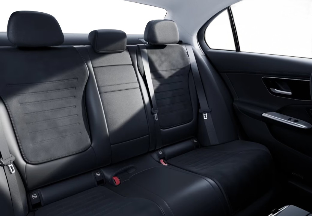 Mercedes-Benz C 200 AMG Line - foto 8