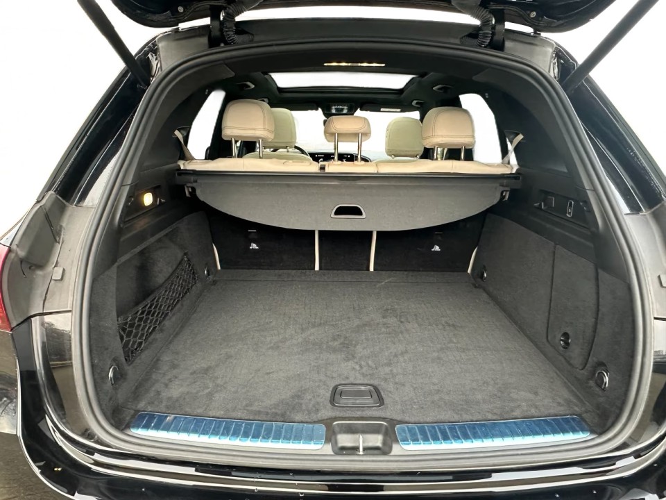 Mercedes-Benz GLE 400d 4MATIC AMG Line - foto 16