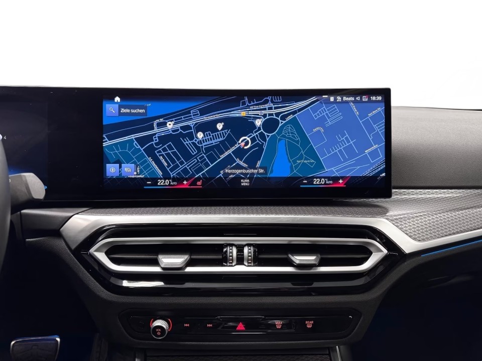 BMW Seria 3 330i xDrive M-Sport - foto 19