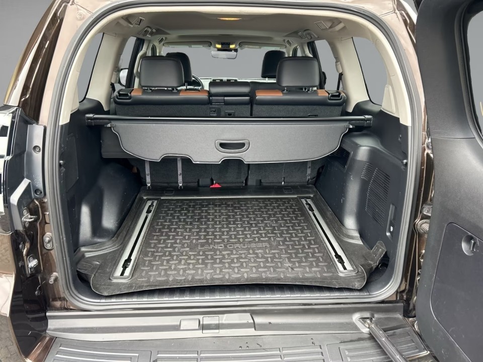 Toyota Land Cruiser 2.8 D-4D TEC-Edition - foto 12