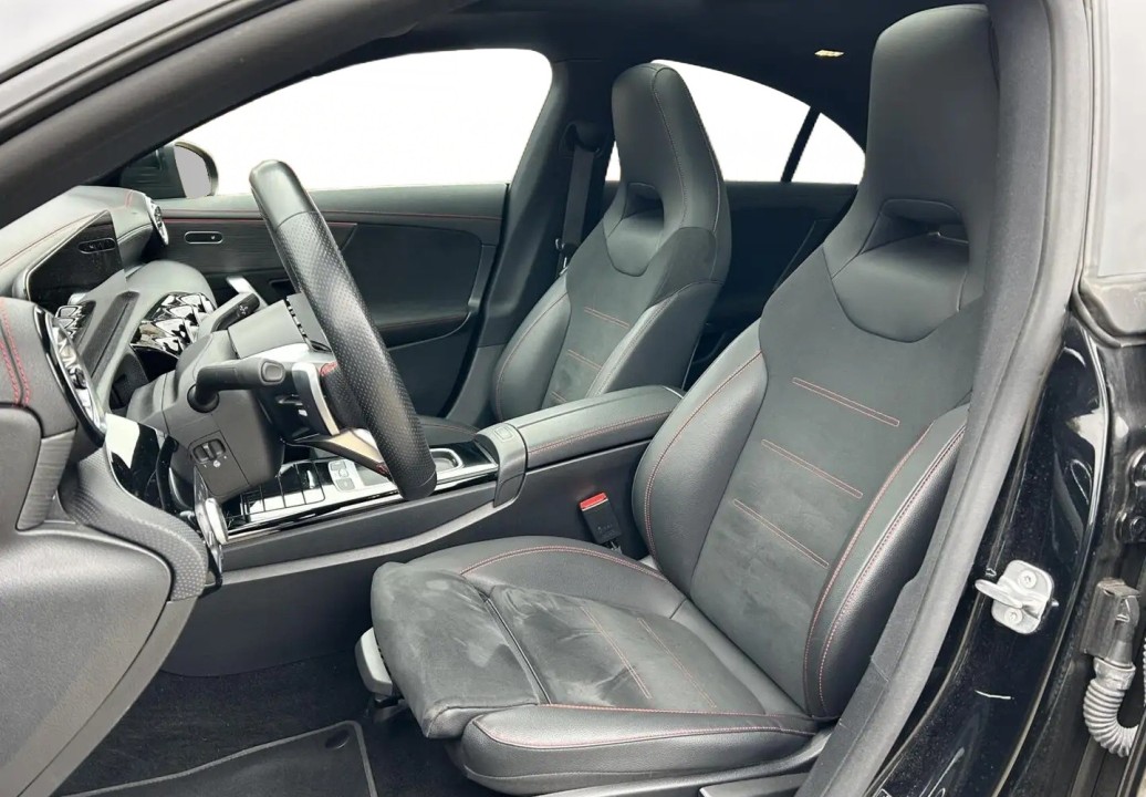 Mercedes-Benz CLA 250e AMG Line - foto 10