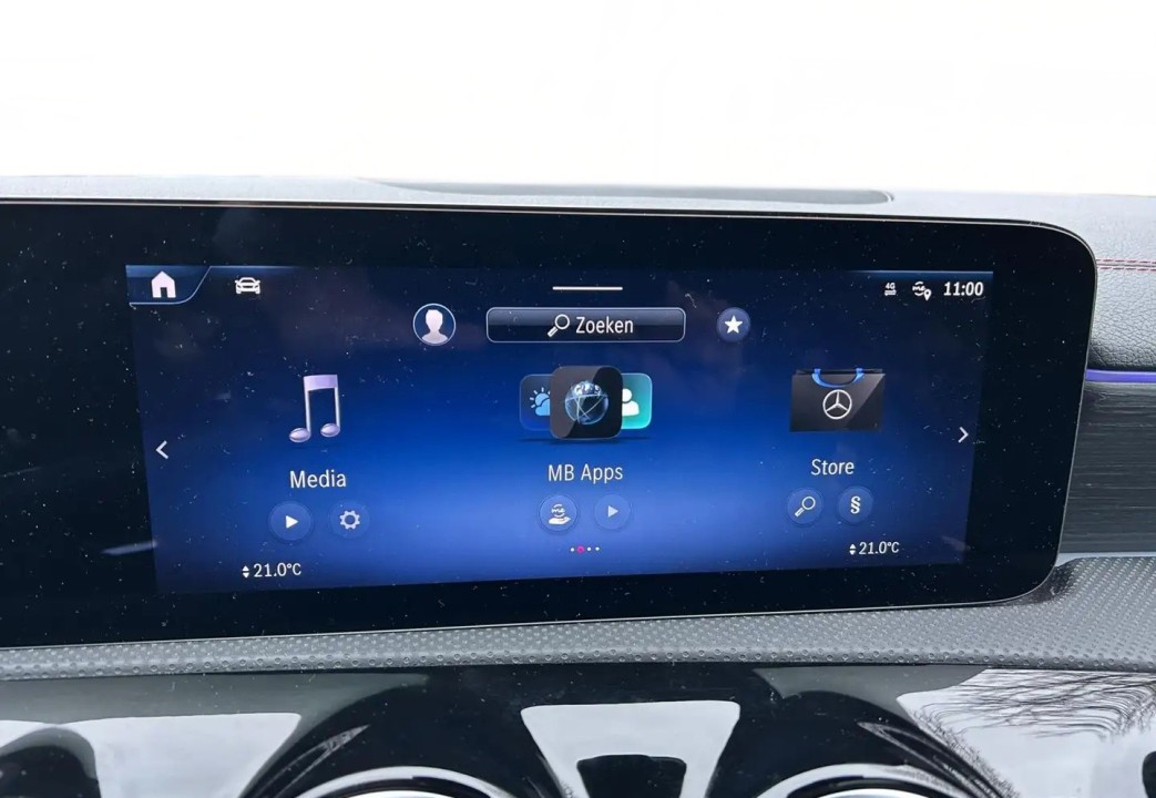 Mercedes-Benz CLA 250e AMG Line - foto 17