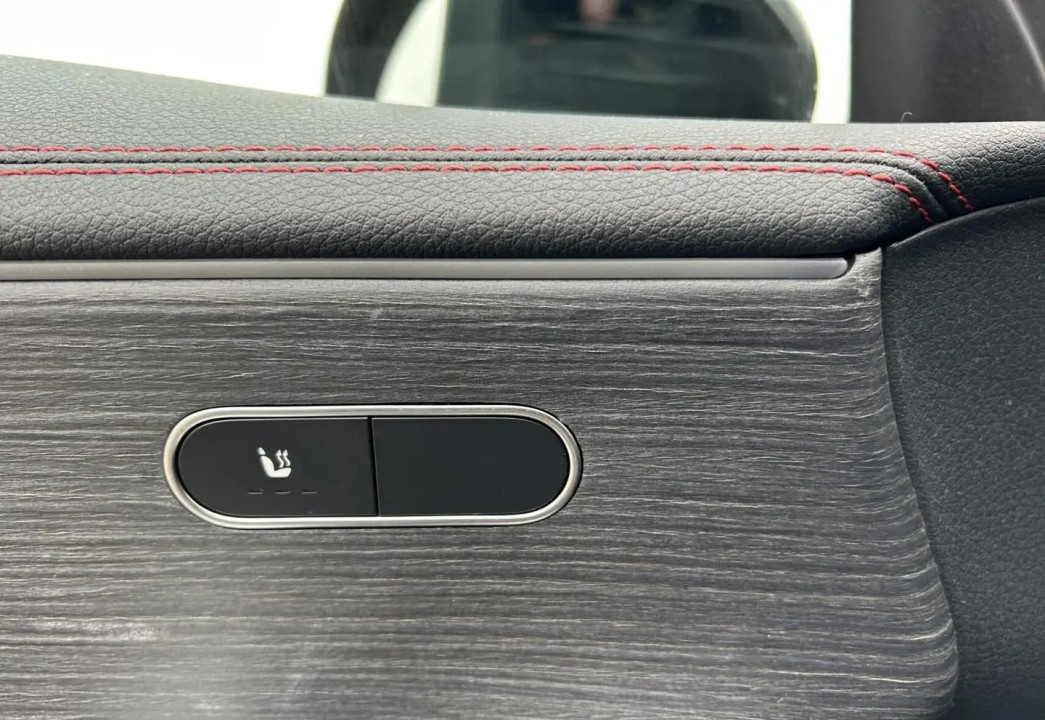 Mercedes-Benz CLA 250e AMG Line - foto 24