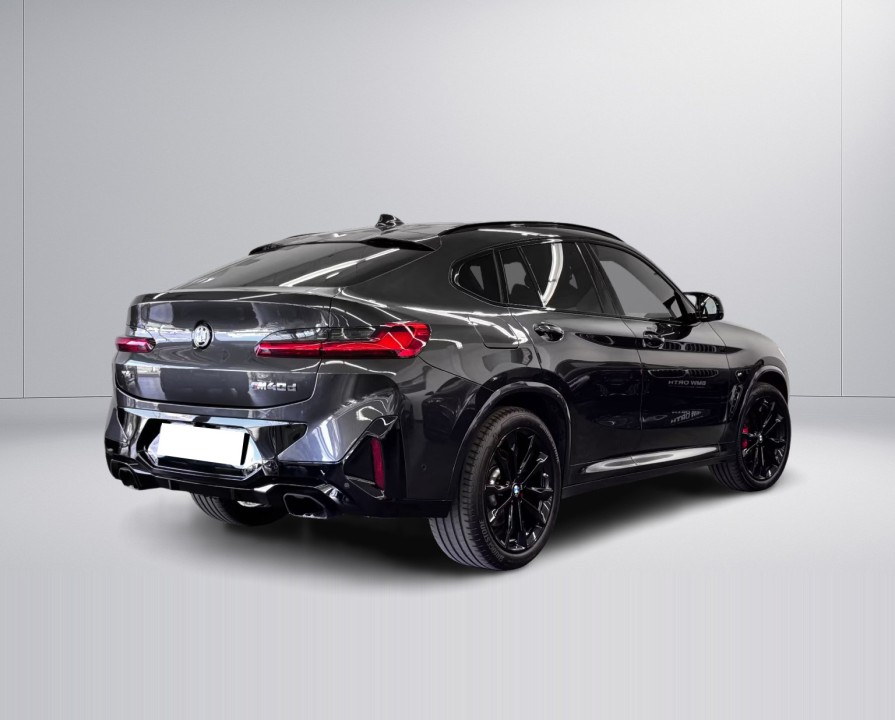 BMW X4 M40d (3)