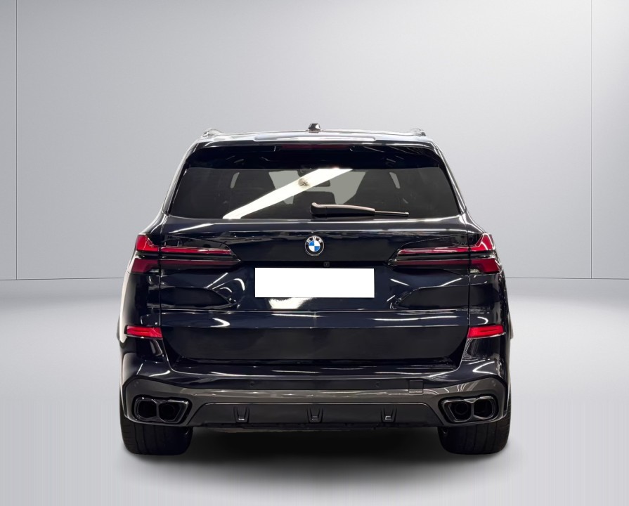 BMW X5 M60i - foto 7