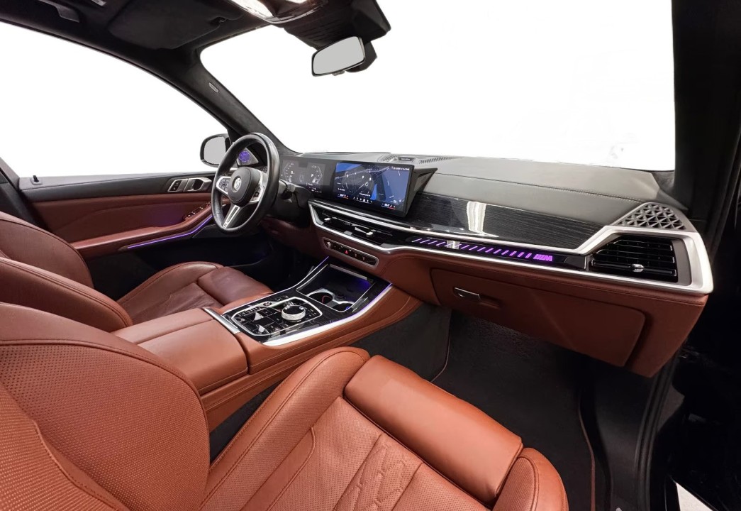 BMW X5 M60i - foto 19